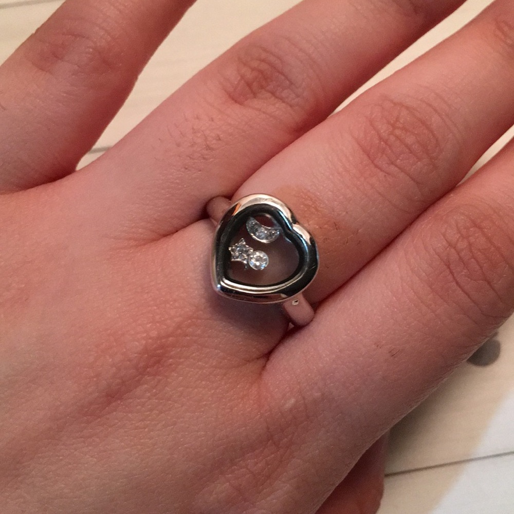 Anillo de plata